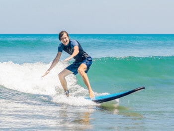 tips for beginner surfers