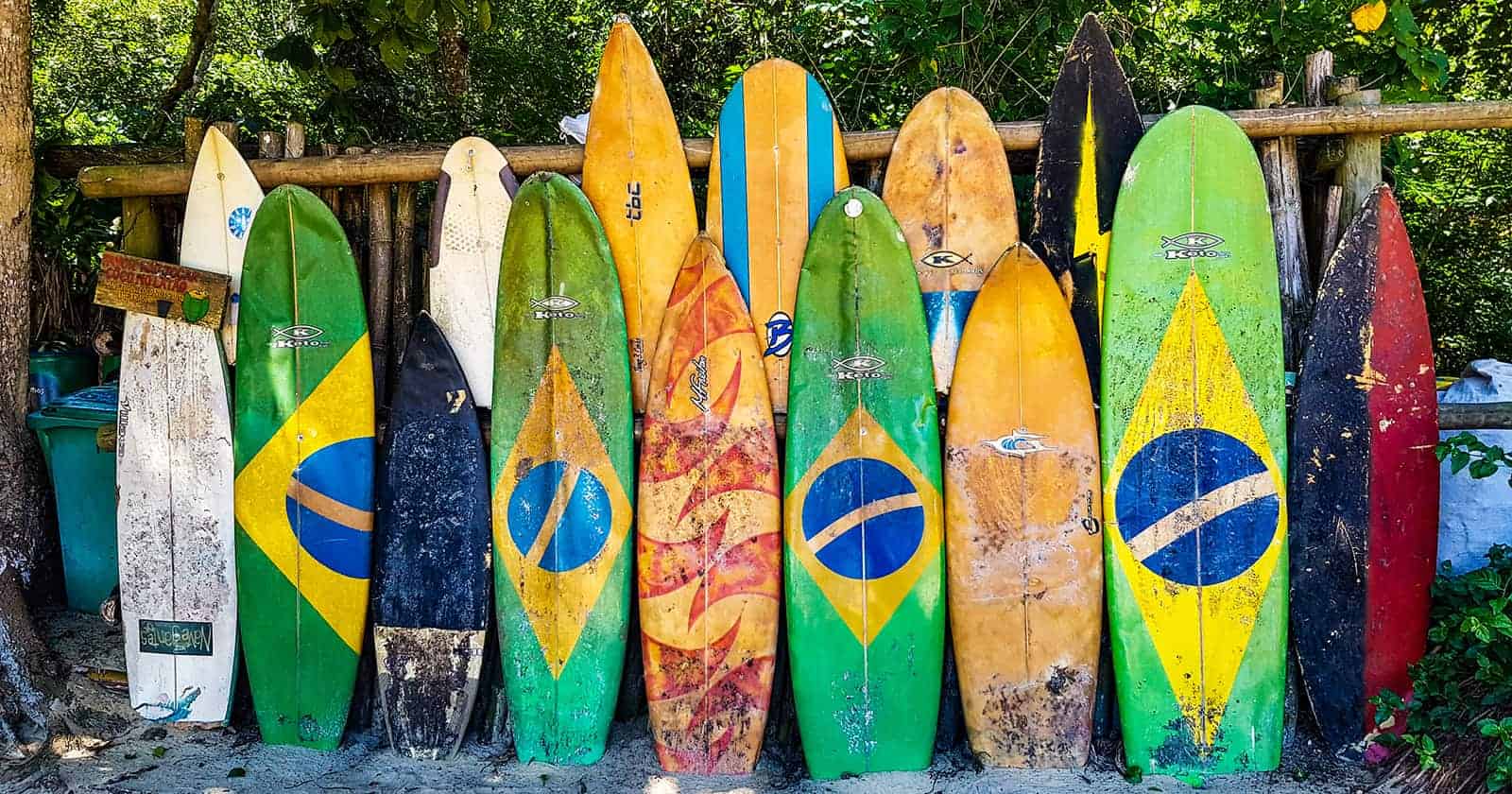 how to paint a surfboard