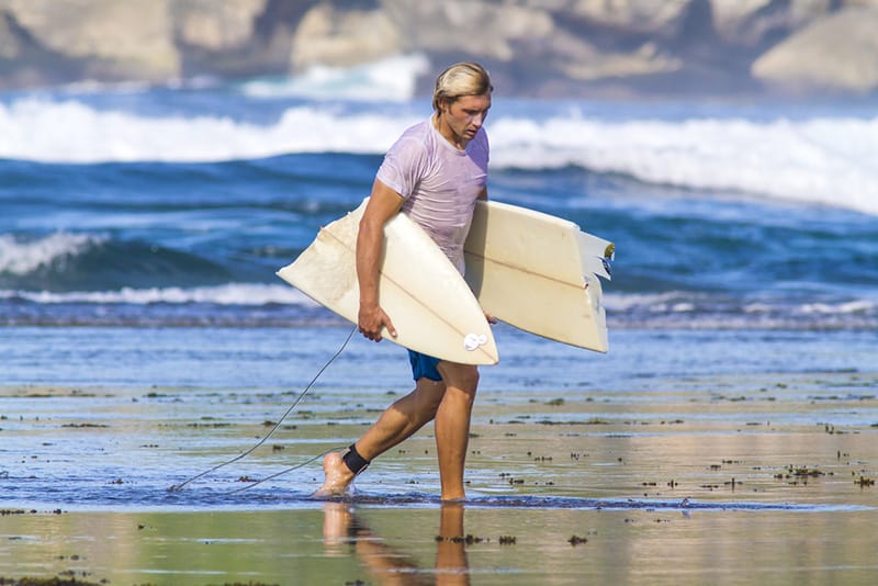 your surfboard may be broken while surfing