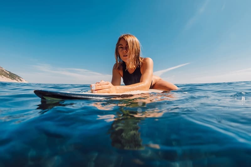 surfing-in-the-sun