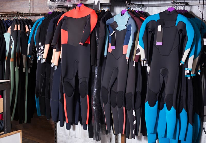 Surfing-wetsuits