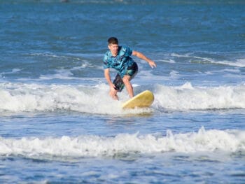 How-to-Do-the-Huntington-Hop-on-a-Surfboard
